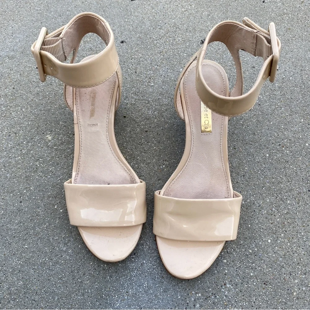 Louise et Cie Women's Punya Wedge heels heeled Sandals Odessa Patent Leather 4.5